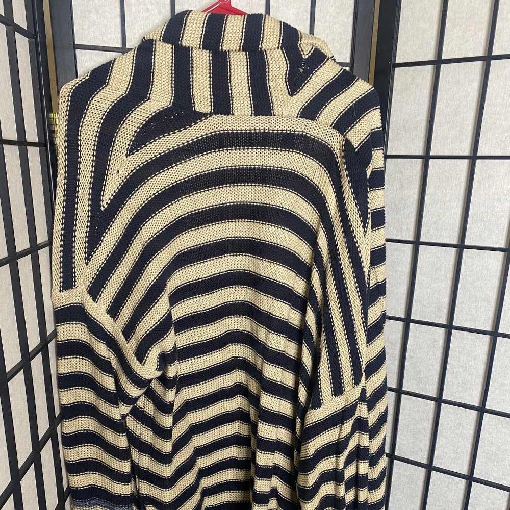 Ralph Lauren, Size XL, Womens Cream and Blue Cardigan Sweater with a belt